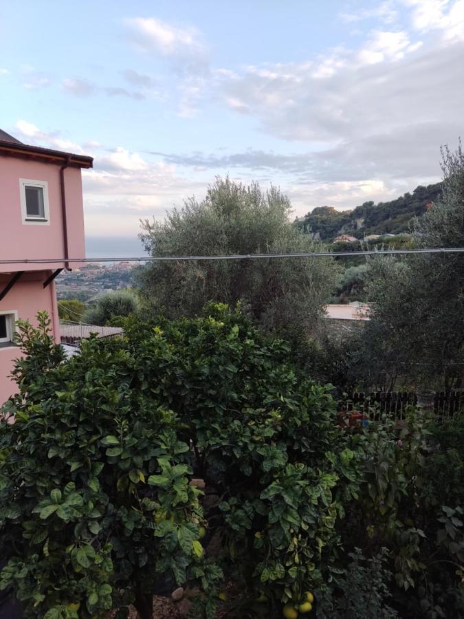 Appartamento Casa Elvira Seglia San Bernardo Esterno foto